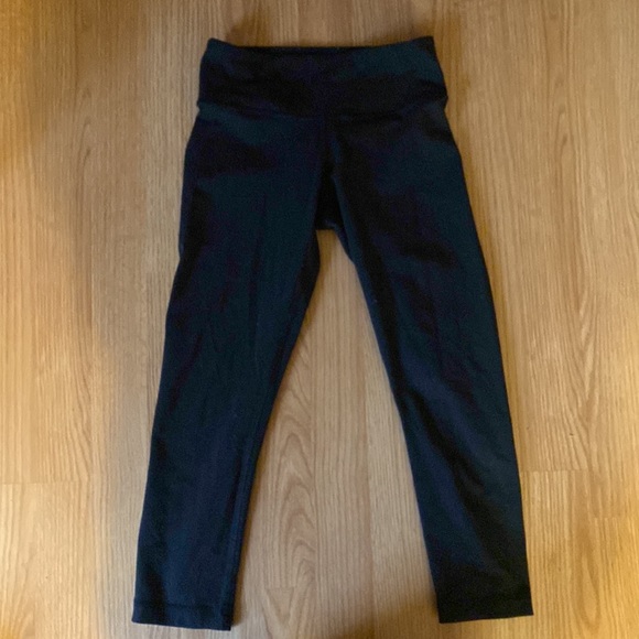 Lululemon black cropped leggings - Picture 6 of 6